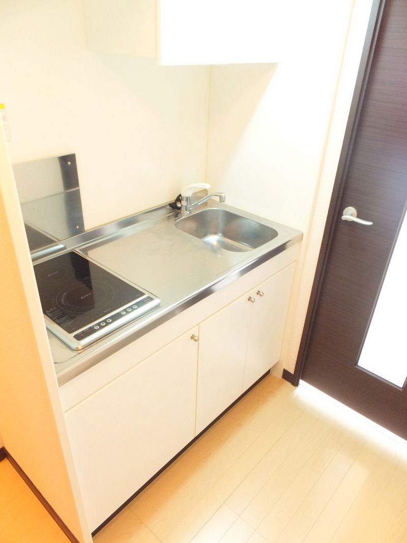 レオネクストロイヤル神栖 キッチン