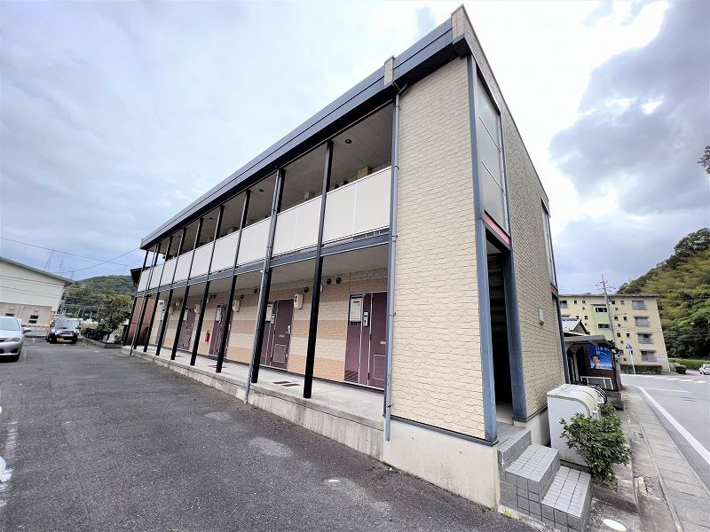 レオパレスシャンボール 外観