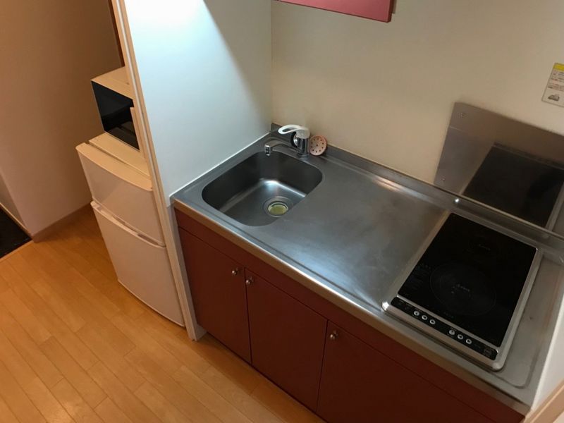 レオパレスエスポアール キッチン