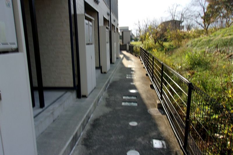 レオパレスＫＡＭＩＩＺＵＭＩ エントランス