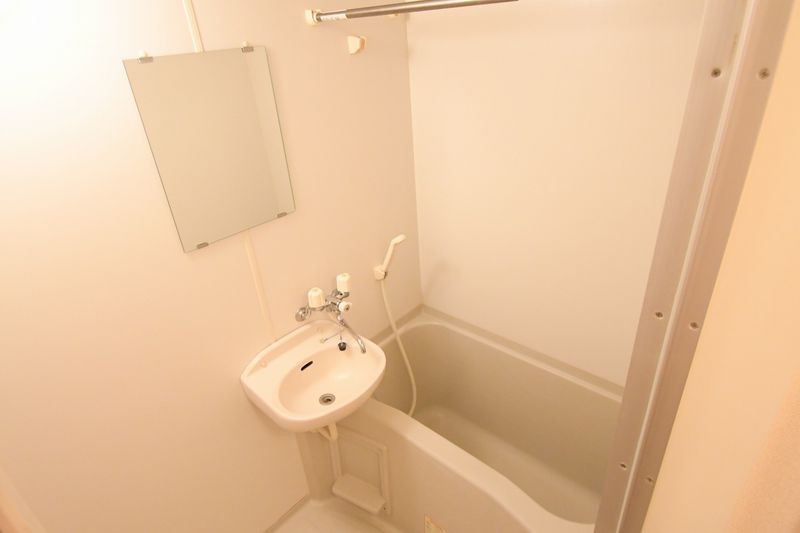 leopalace Flat Shinsakae Bathroom