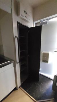 クレイノメイプル西大寺 玄関