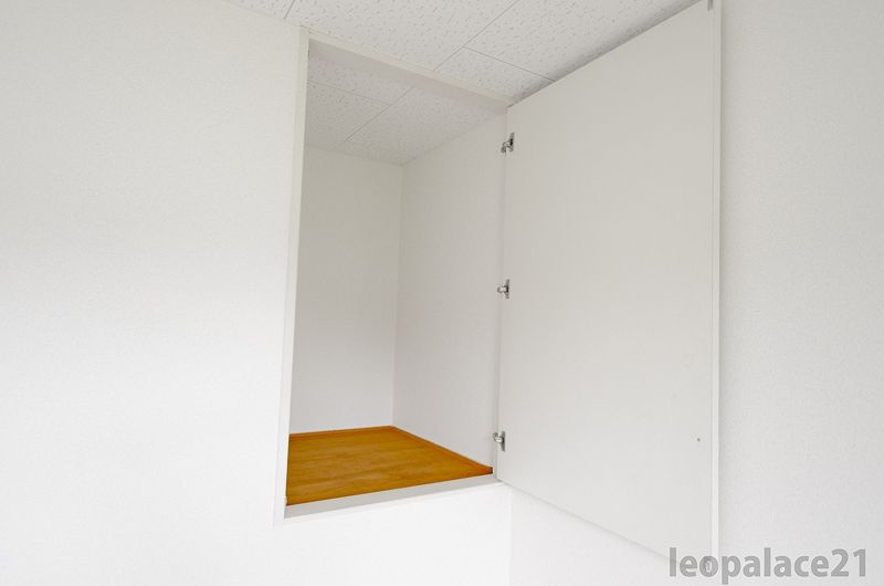 レオパレスビレントライフ 収納