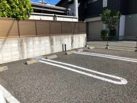 レオパレス高宮 駐車場