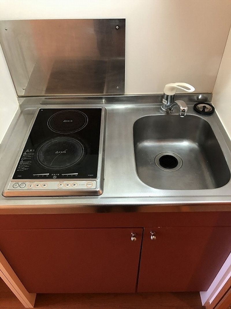 レオパレスプレズント　コマイ キッチン