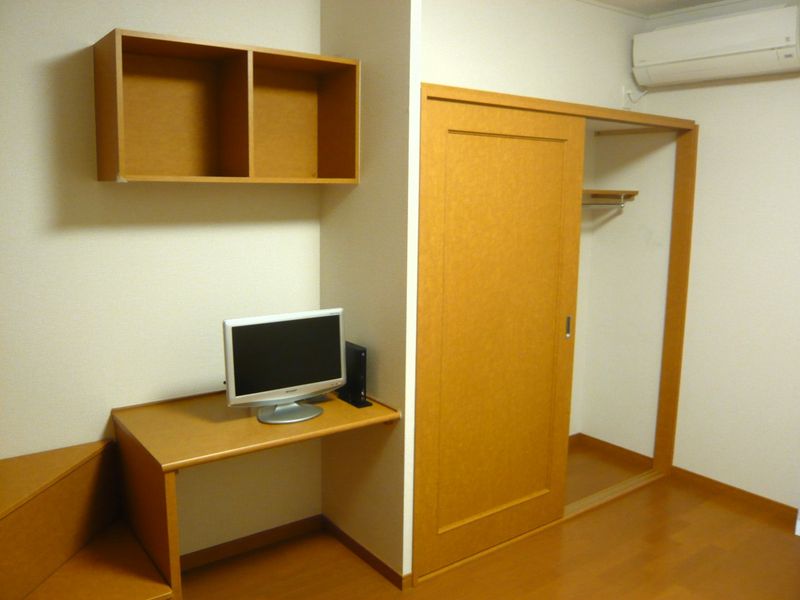 レオパレスヴァンベール 収納