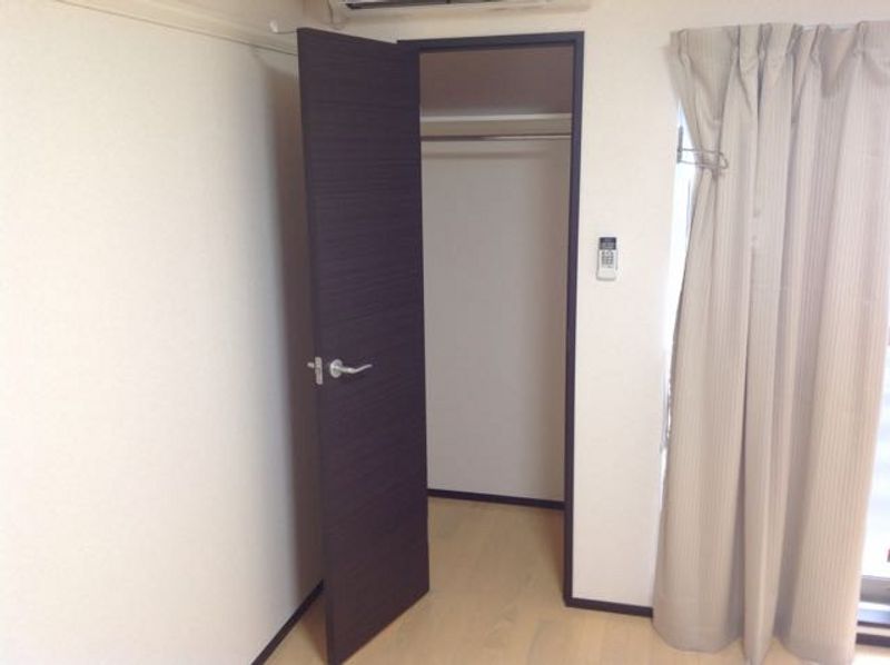 クレイノアルコーブ 収納