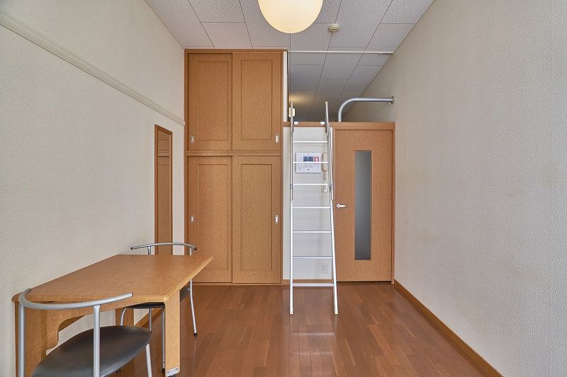 レオパレスＭｅｕｂｌｅ 居間