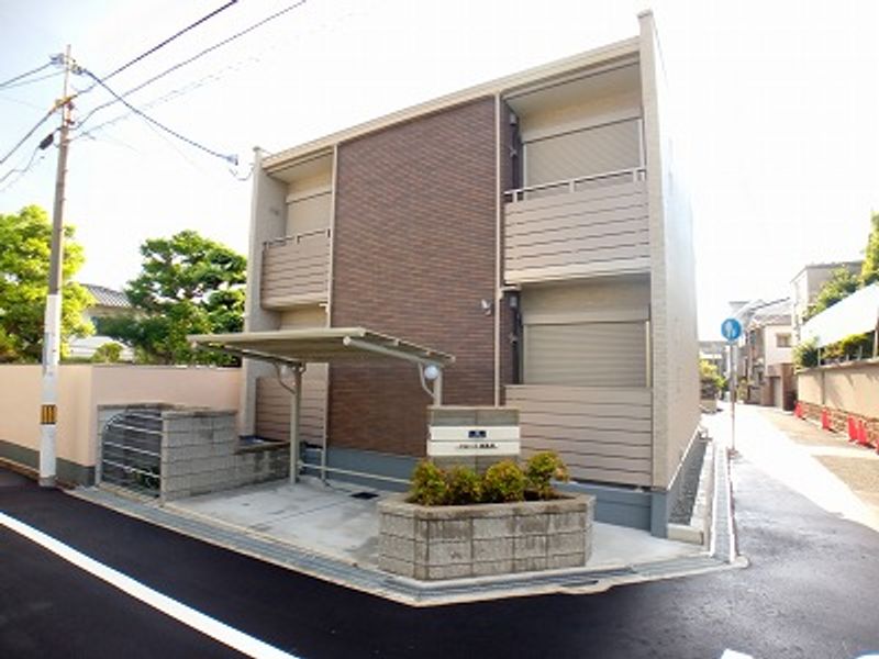 クレイノフローラ西長洲 エントランス