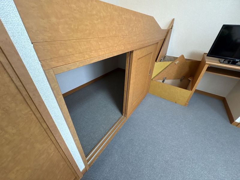 レオパレスだるま 収納