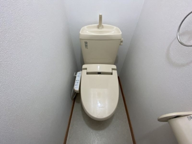 レオパレスクレエ豊中 トイレ