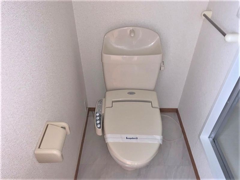 レオパレスフロール市沢 トイレ