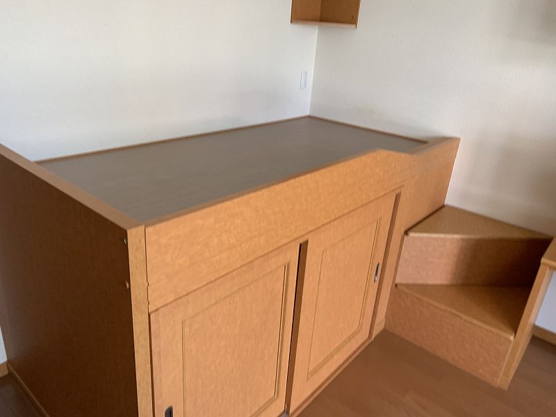 レオパレス若草 寝室