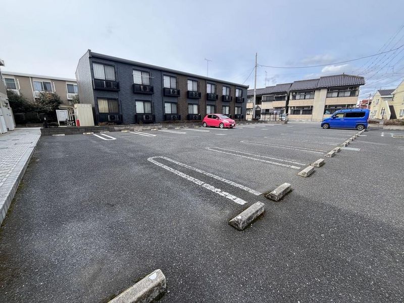 leopalace Dia Heim Fuji 주차장