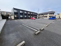 leopalace Dia Heim Fuji 주차장