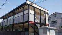 レオパレス近松 外観