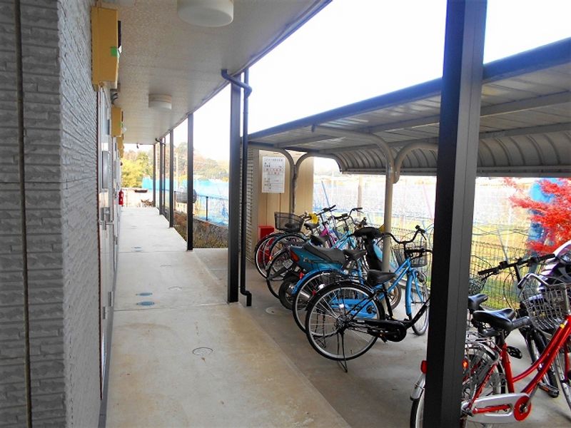 レオパレスイーストライト白井 共用部分