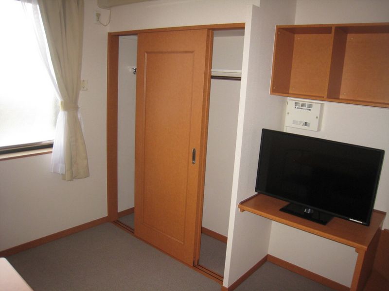 レオパレスモリヤＢ 収納