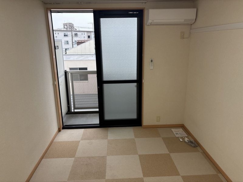 レオパレスエスポワール新宿町 居間