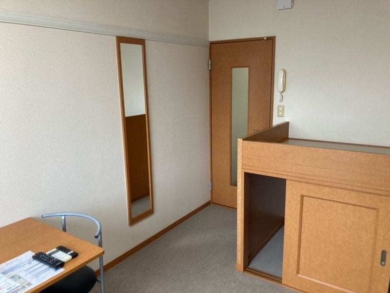 レオパレスグリーンハイツ竹の下 居間