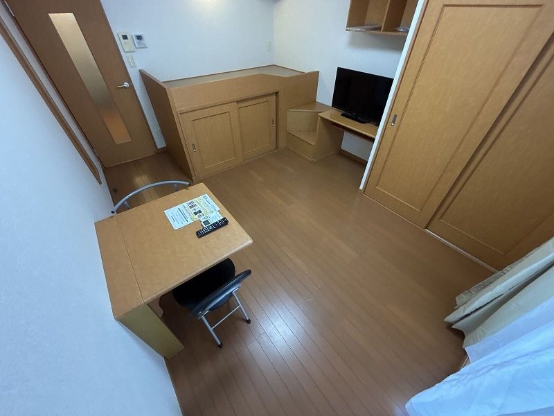 レオパレスたぶの木 居間