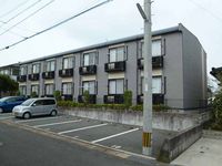 レオパレスリミエール 駐車場