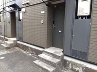 レオパレスＭＩＹＡＳＨＩＴＡ 玄関