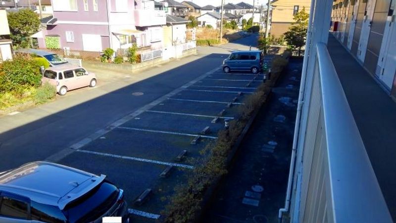 レオパレスブランドール 駐車場