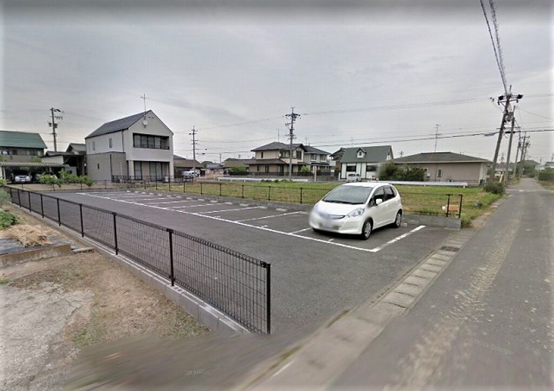 レオパレスＨｏｓｈｉｎｏ 駐車場