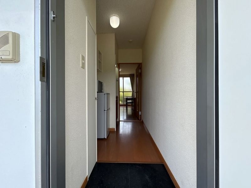 レオパレス広町 玄関