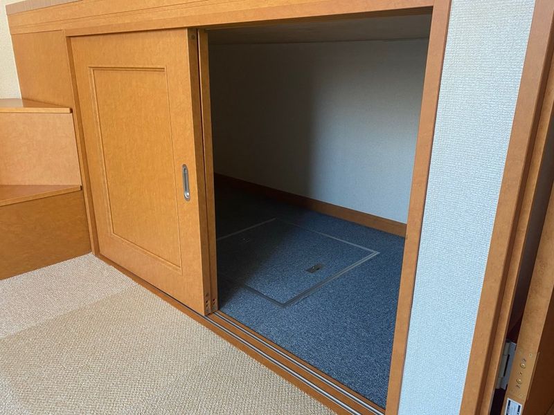 レオパレス御代の台 収納