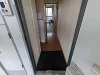 レオパレスメイプルヒルズ 玄関