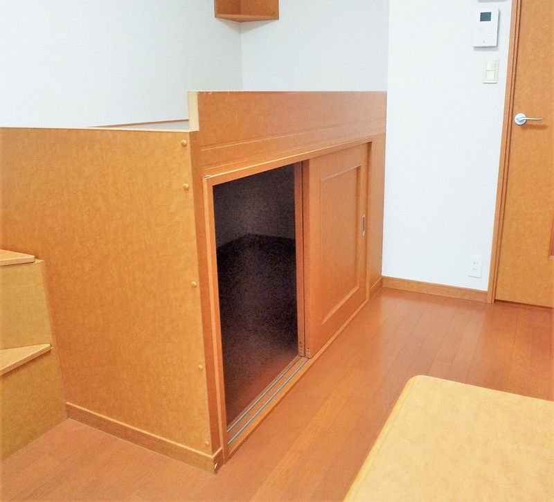 レオパレスマムトープ 収納