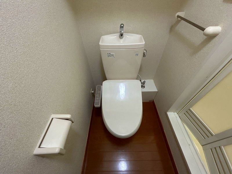 レオパレスボヌール トイレ