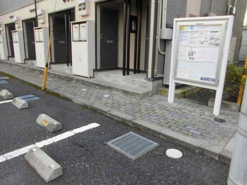 レオパレスフロンティアⅡ エントランス