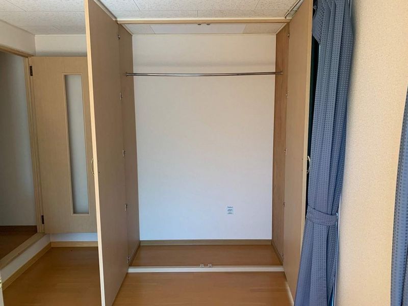 レオパレスフォンテーヌⅠ 収納