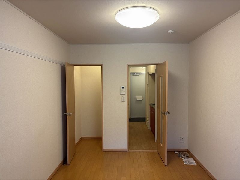 レオパレスアビタンティ 居間