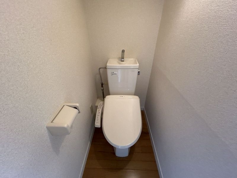 レオパレスシャルマン大塚 トイレ