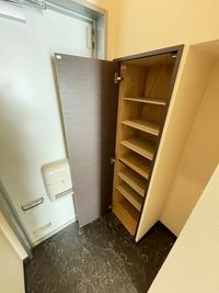 レオネクスト成沢 収納