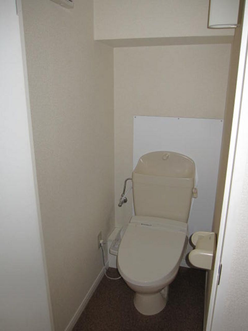 レオパレス中屋敷 トイレ