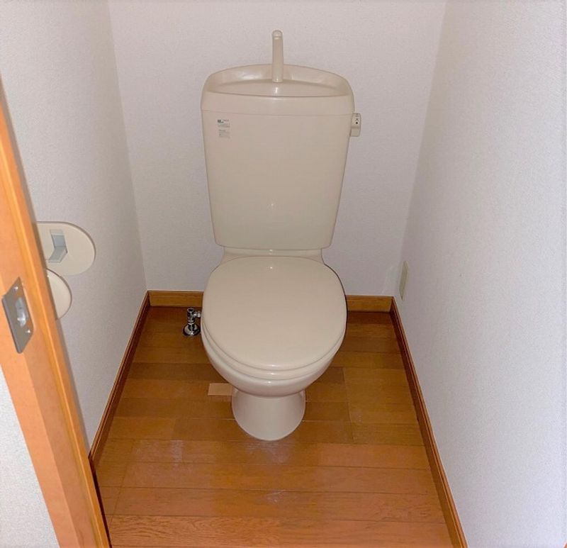 レオパレスゴールド トイレ