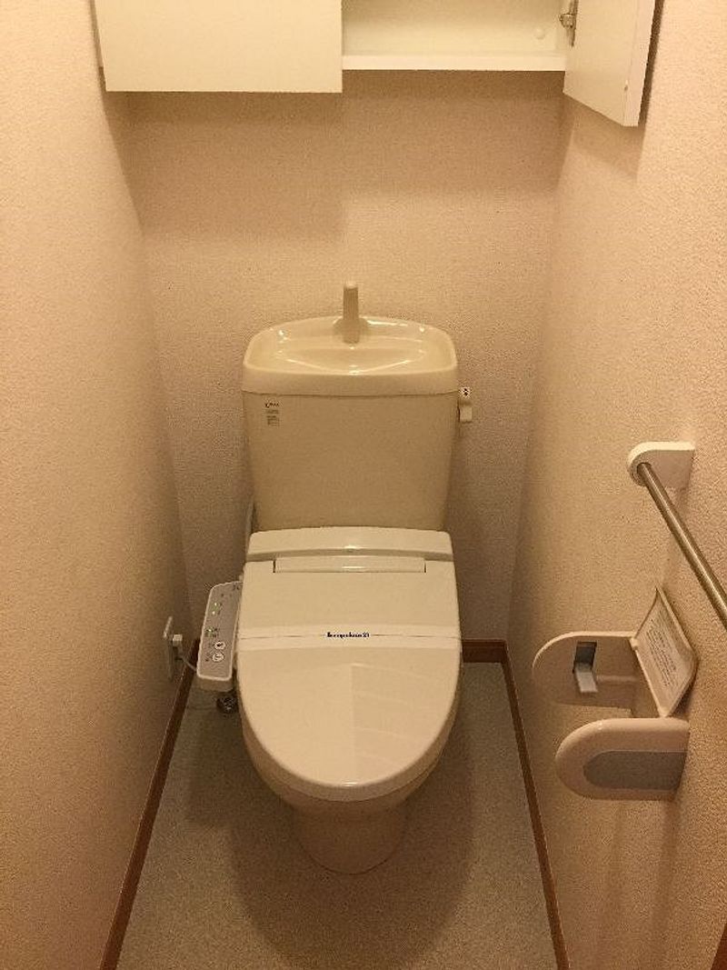 レオパレス陽 トイレ