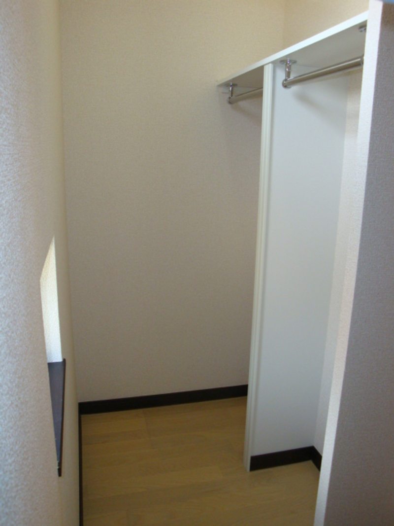 レオネクストビラ　ジョイア 収納