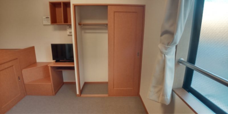 レオパレスアップヒル陣山 収納