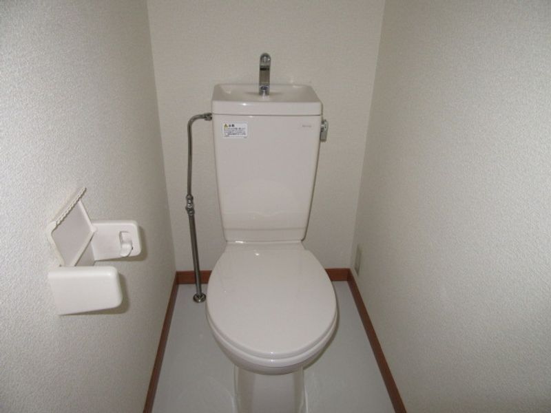 レオパレスアドゥル トイレ