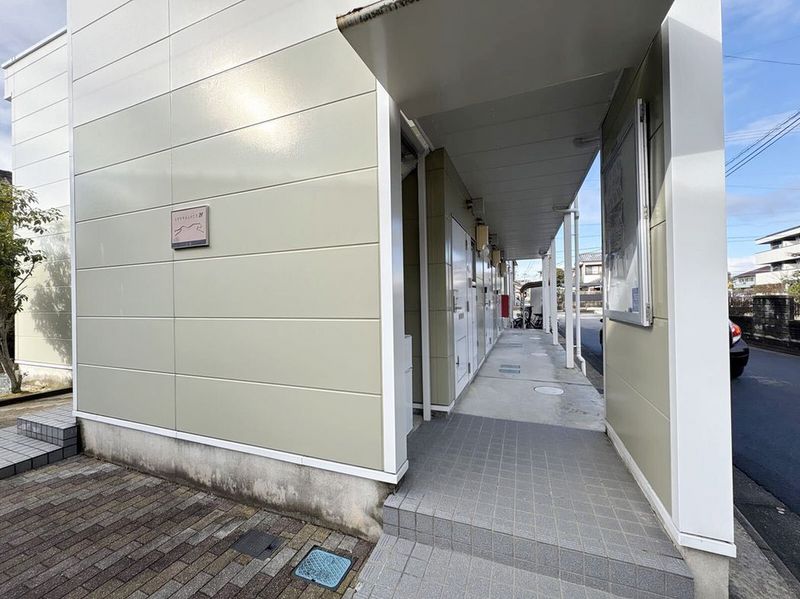 レオパレス上浜 エントランス