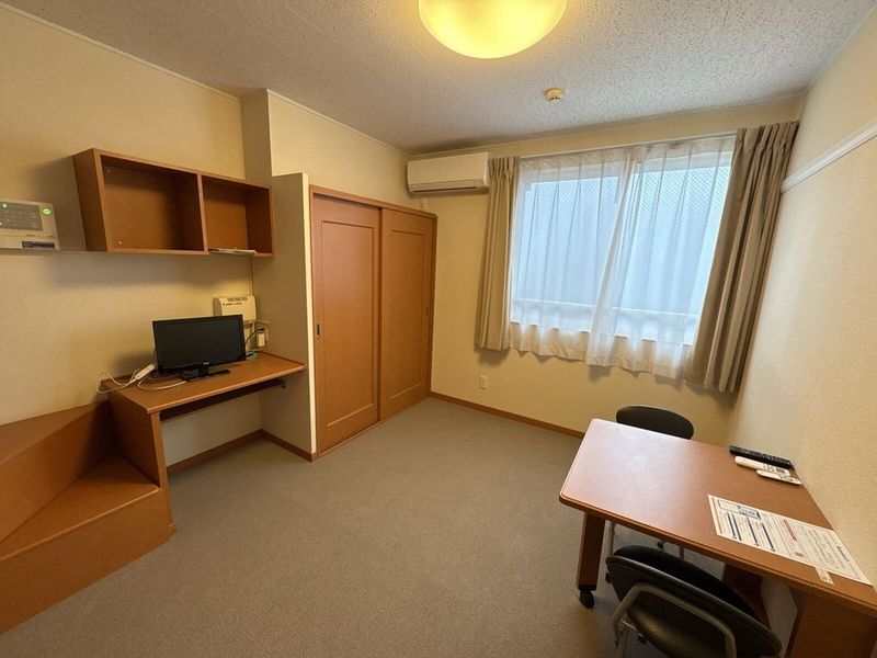 レオパレスミストラル 居間