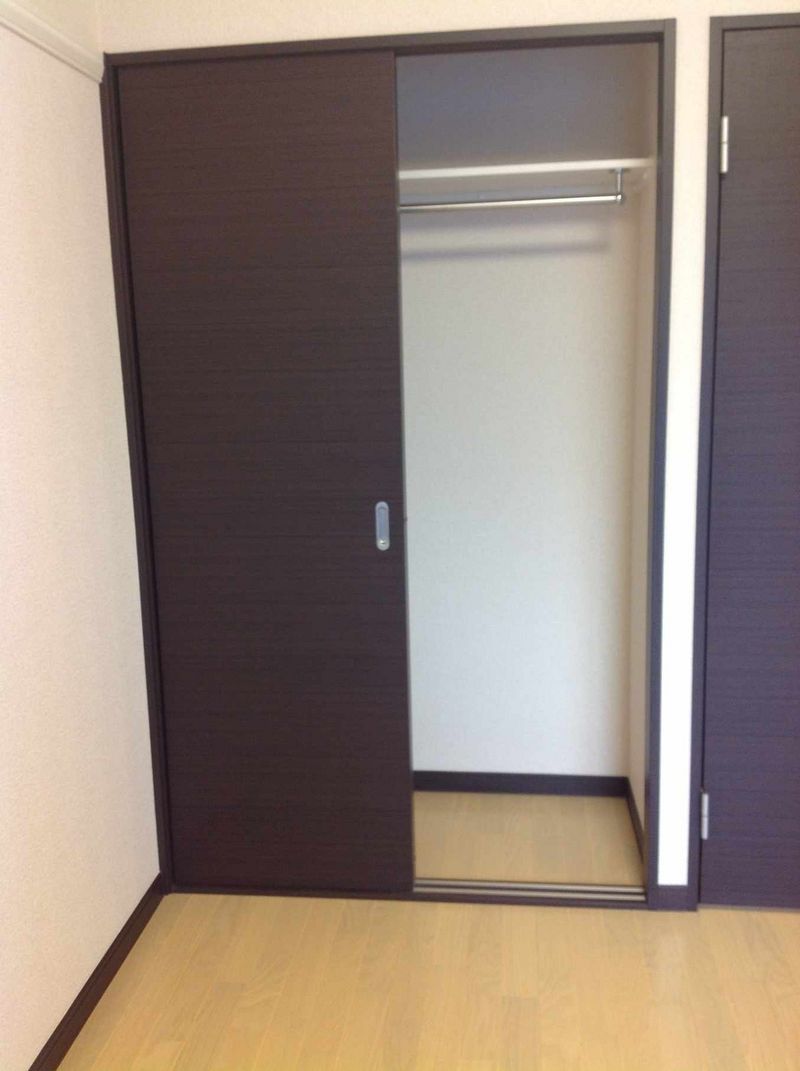 レオネクストノワール久が原 収納