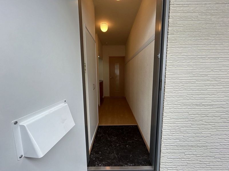 レオパレスグリーンパイン松本 玄関