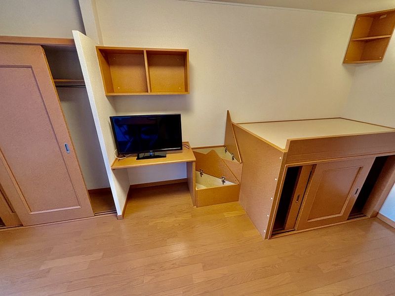 レオパレス桔梗ヶ原 収納